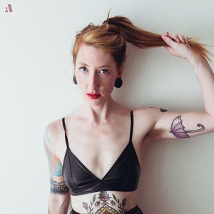 Meet your Posher, Nicola